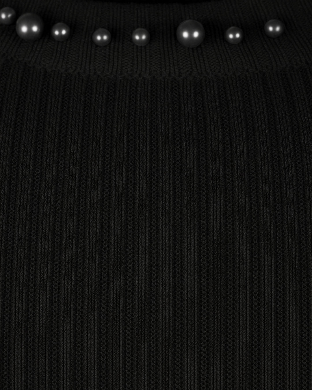 Contrast trim textured knit top