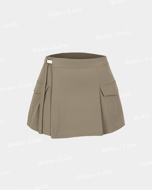 BeboNLolo khaki pleated mini skirt with side flap pockets and buckle detail – Front View